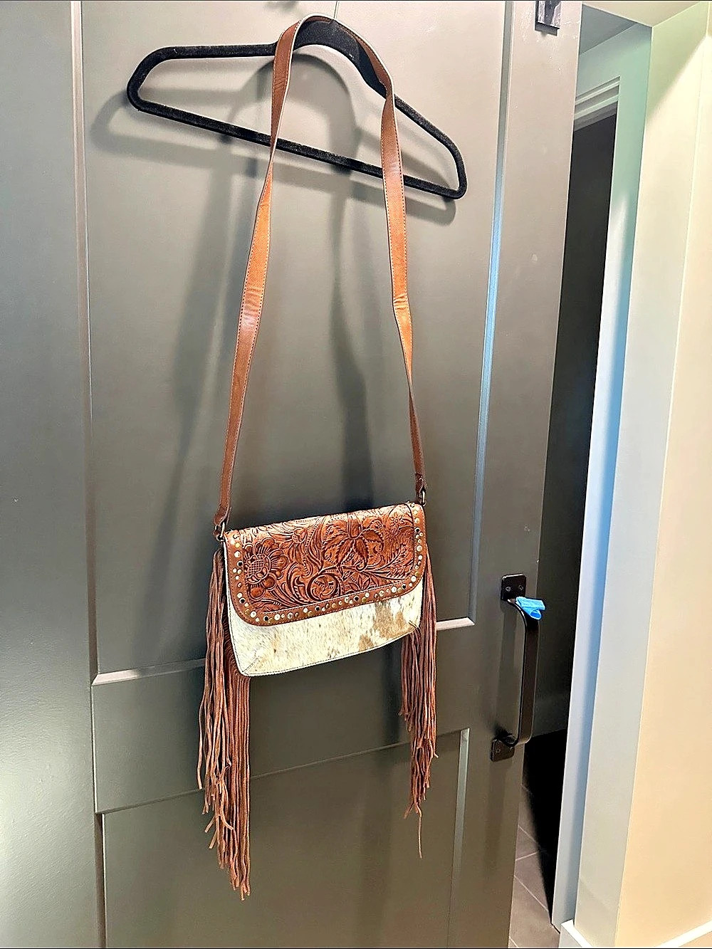 Shyanne Western Paisley Fringe Crossbody in Brown & Cream